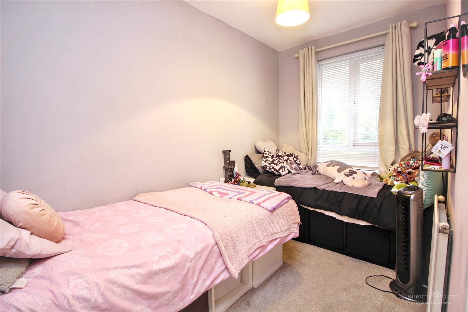 Pottery Road, Tilehurst, Reading